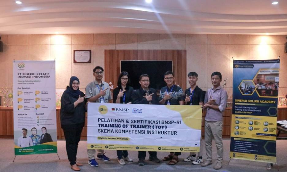 Untuk Apa Surat Keterangan Pendamping Ijazah? Ini Fungsi dan Manfaatnya di Dunia Kerja image