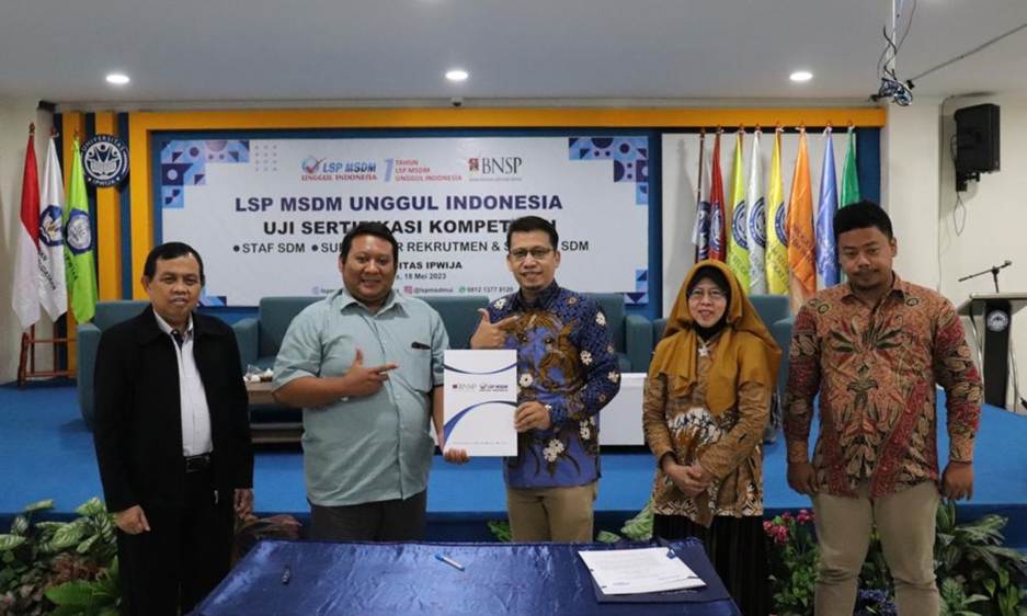 Untuk Apa Surat Keterangan Pendamping Ijazah? Ini Fungsi dan Manfaatnya di Dunia Kerja image